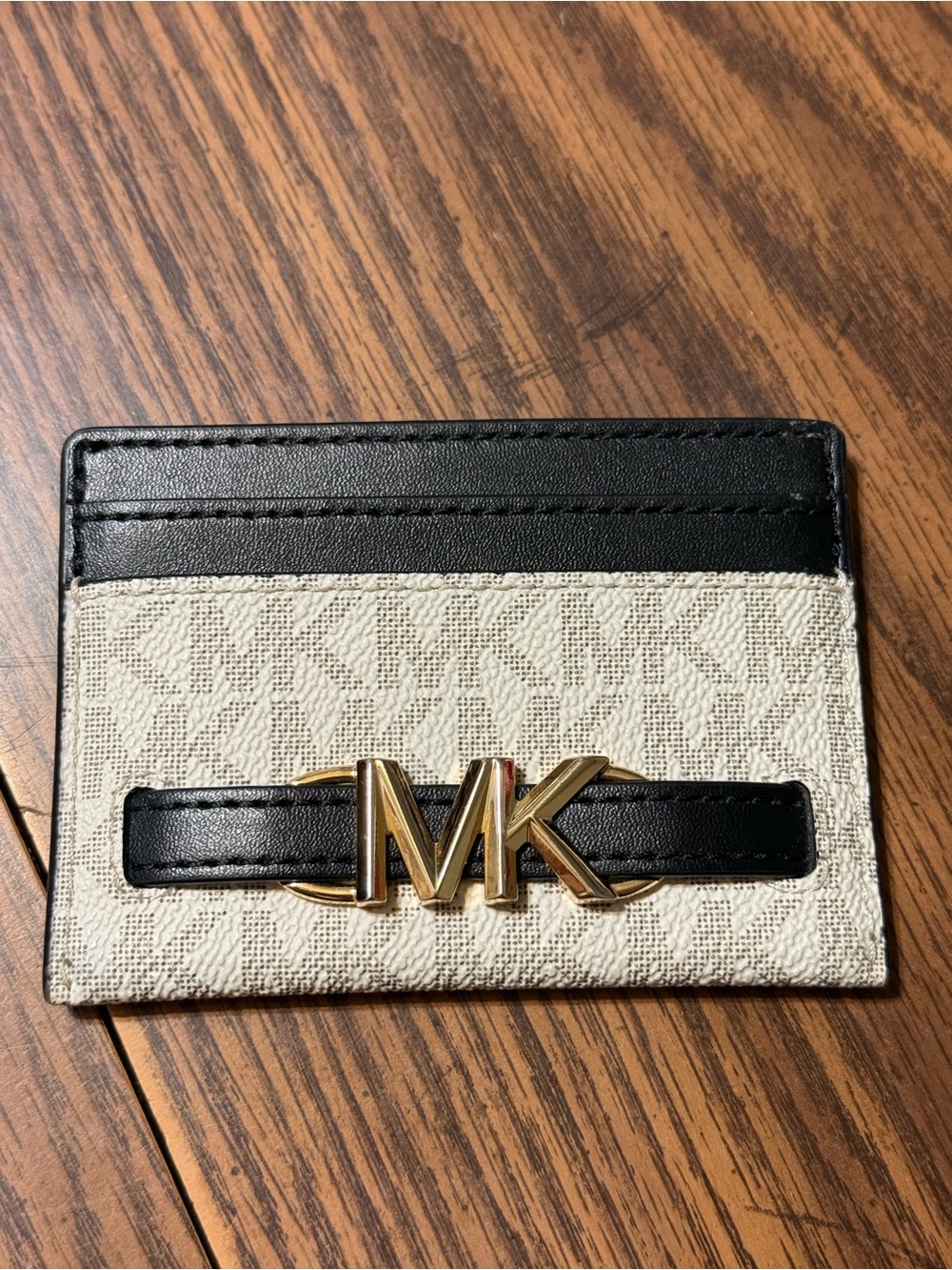 Michael Kors MK Vanilla Logo Card Holder Wallet Black Leather Gold Logo Card